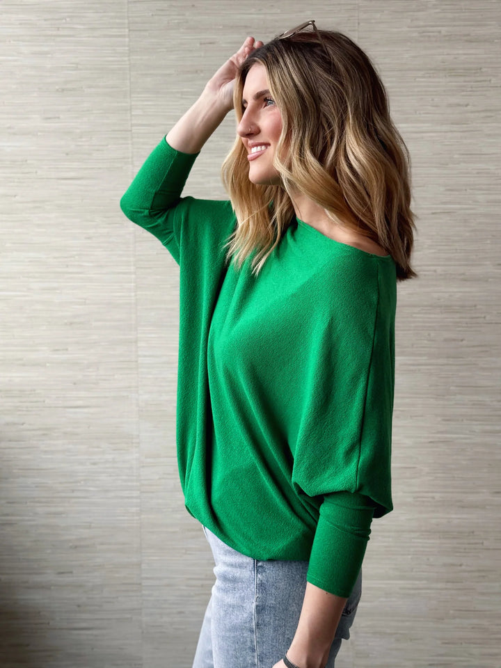 Jolie All Day Slouch Top (True Green)