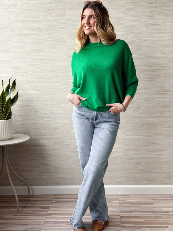 Jolie All Day Slouch Top (True Green)