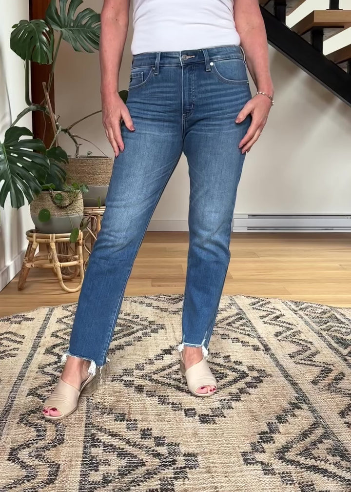 Kancan Danielle Straight Leg Jean