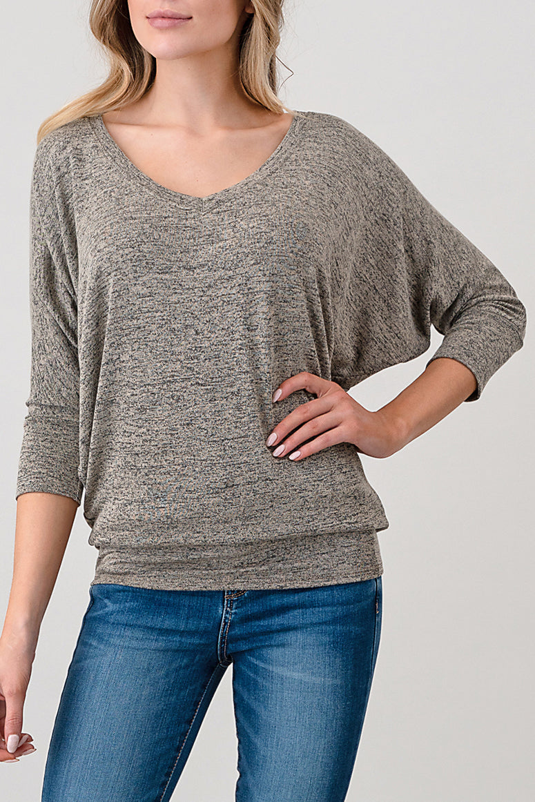 Natural Vibe Knit V Top (Heather Taupe)