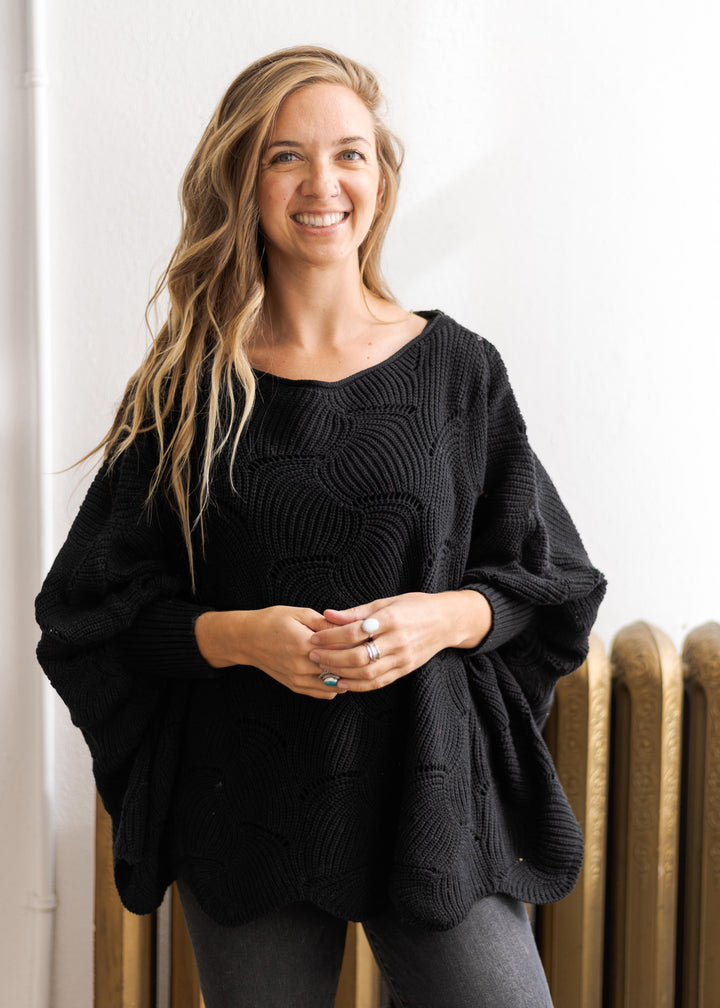 My Cozy Seashell Sweater (Black)