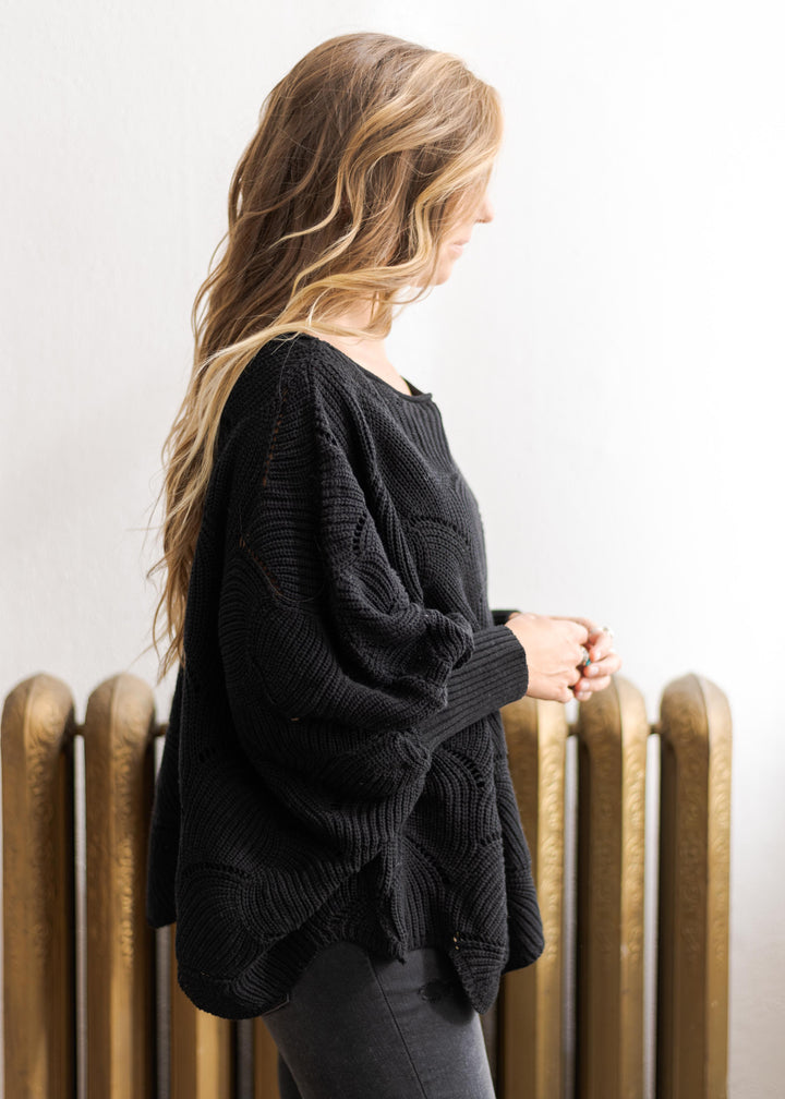 My Cozy Seashell Sweater (Black)