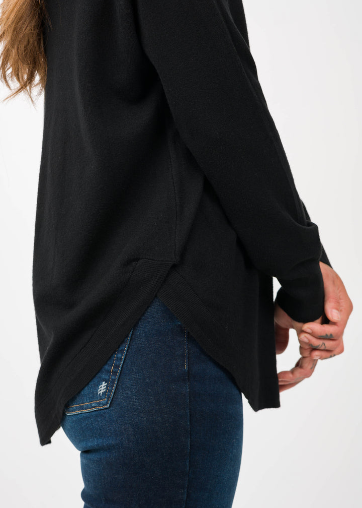 Dreamy Boatneck Sweater (Black)